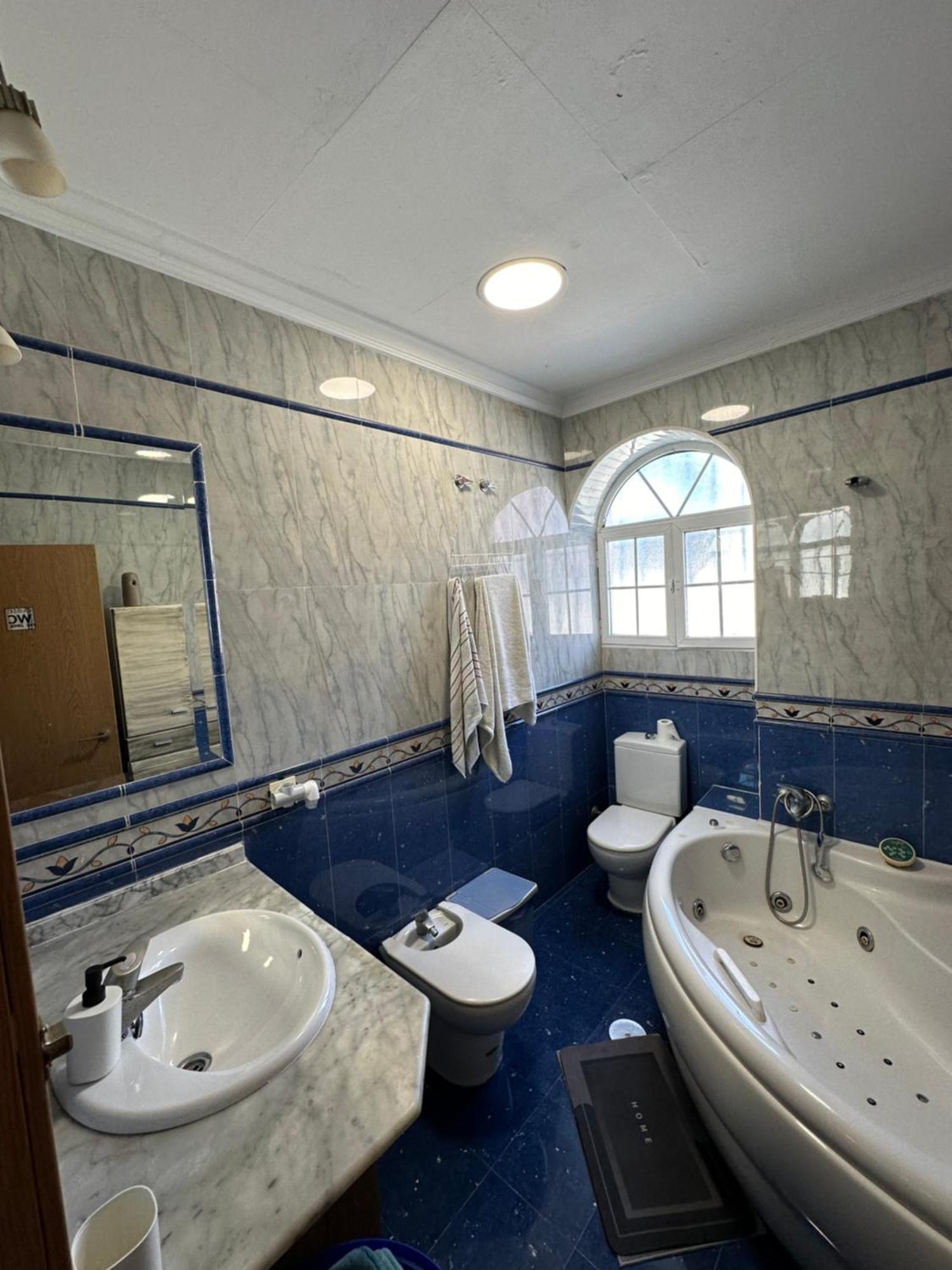 Habitacion En Piso Compartido En Malaga Capital Екстериор снимка